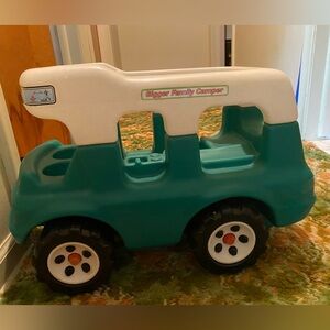 Little people vintage camper RV